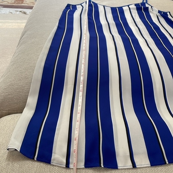 ☀️🕶️J. Crew Blue and White Striped Swim//Slip Coverup☀️🕶️ - Picture 10 of 11